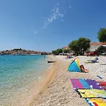 Primosten-dolac With Outdoor Pool * Dolac