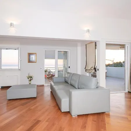 Primosten-dolac With Outdoor Pool * Dolac