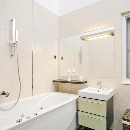 Primosten-dolac With Outdoor Pool *