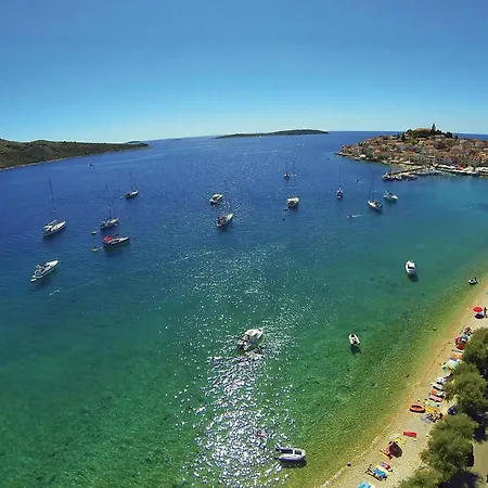 Primosten-dolac With Outdoor Pool *