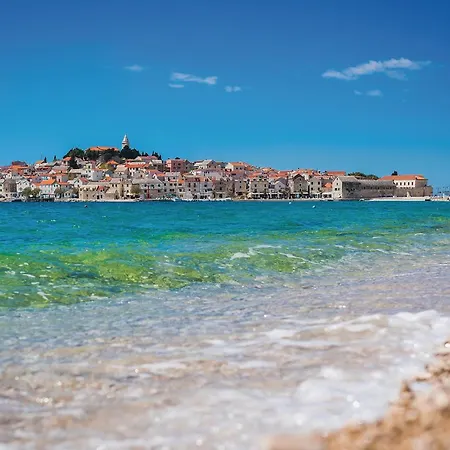 Primosten-dolac With Outdoor Pool * Dolac