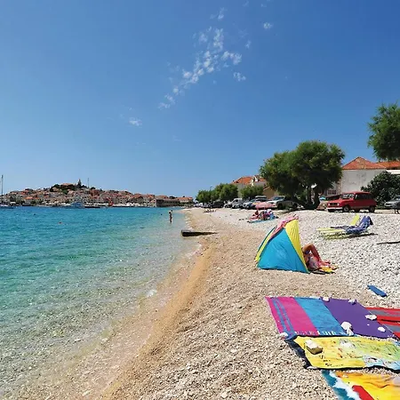 Primosten-dolac With Outdoor Pool * Dolac