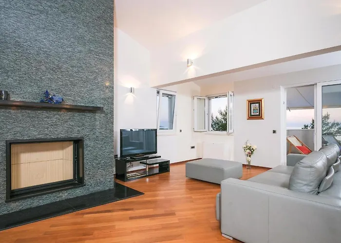 Dom wakacyjny Primosten-dolac With Outdoor Pool Dolac